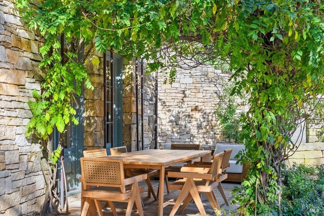 27 Upper Rd, Ross, CA 94957