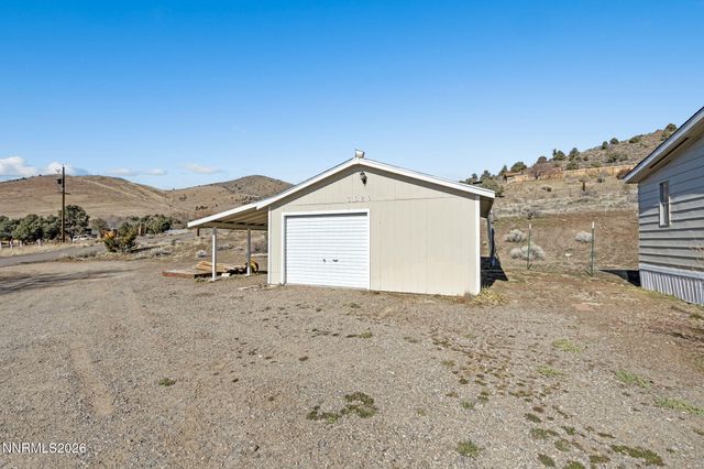 3620 Granite Way, Topaz Ranch Estates, NV 89444