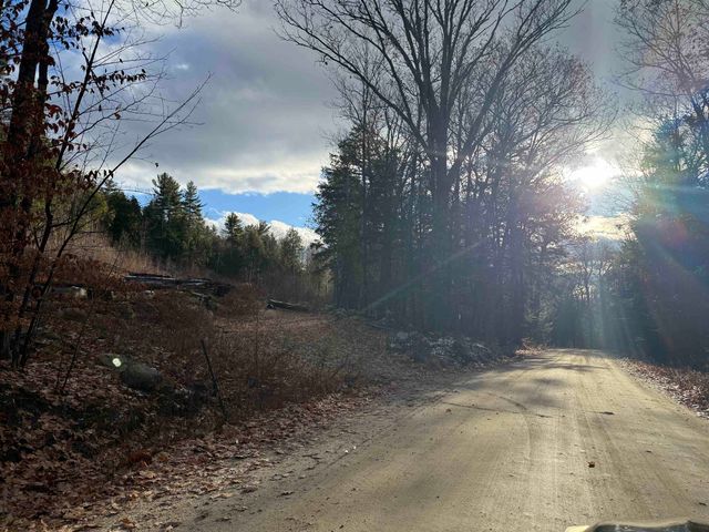 375 New Canada Road, Danbury, NH 03230