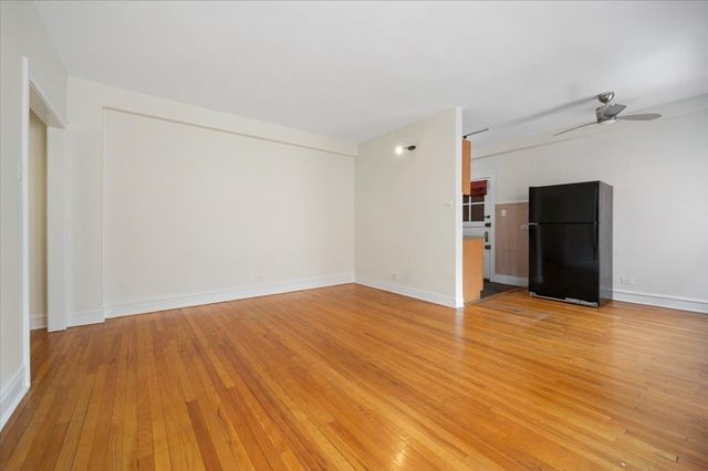 2330 N Lincoln Park W 3C, Chicago, IL 60614