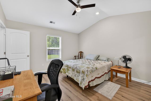 429 Poppleton Drive, Hampstead, NC 28443