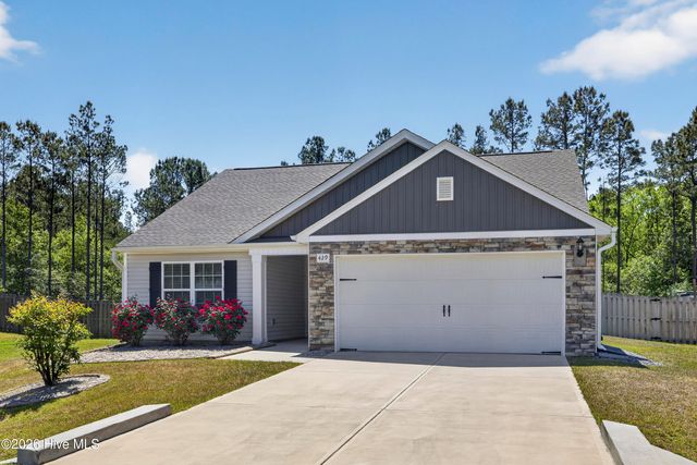 429 Poppleton Drive, Hampstead, NC 28443