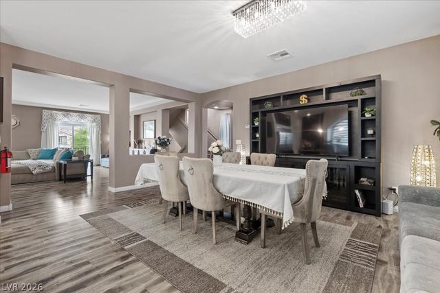 5493 Ledgewood Creek Avenue, Las Vegas, NV 89141