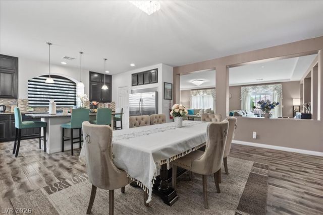 5493 Ledgewood Creek Avenue, Las Vegas, NV 89141