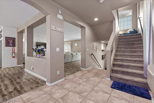 5493 Ledgewood Creek Avenue, Las Vegas, NV 89141