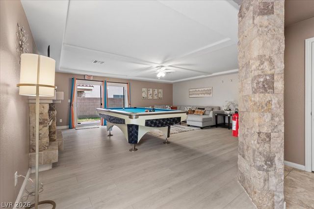 5493 Ledgewood Creek Avenue, Las Vegas, NV 89141