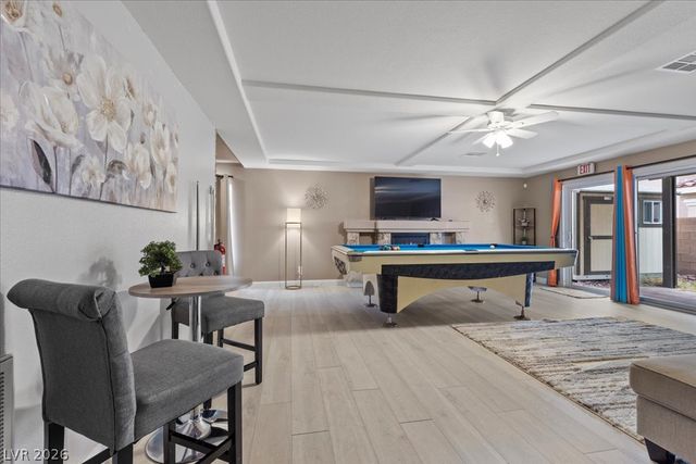 5493 Ledgewood Creek Avenue, Las Vegas, NV 89141