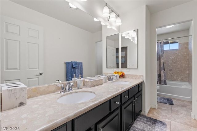 5493 Ledgewood Creek Avenue, Las Vegas, NV 89141