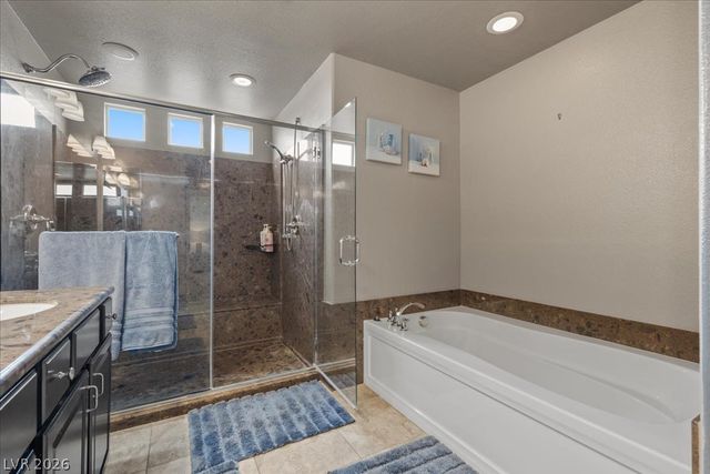 5493 Ledgewood Creek Avenue, Las Vegas, NV 89141