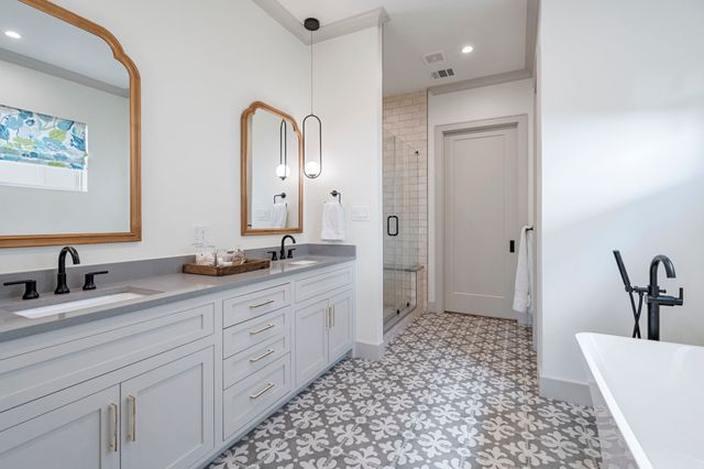 8010 Eagle Trail, Dallas, TX 75238