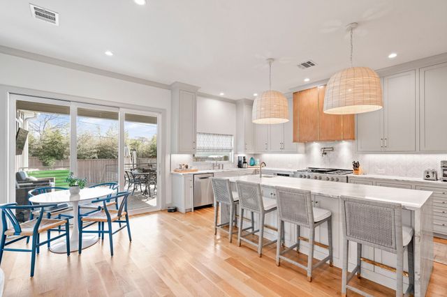 8010 Eagle Trail, Dallas, TX 75238