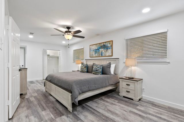 1044 Meadowbrook Drive, Grapevine, TX 76051