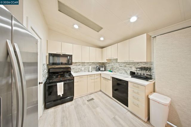 190 Medina Dr 263, Pacheco, CA 94553