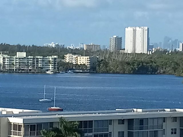 18021 Biscayne Boulevard 1101, Aventura, FL 33160