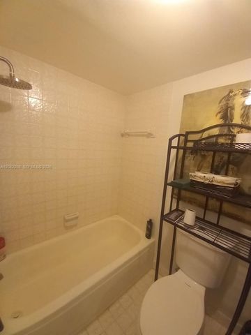 18021 Biscayne Boulevard 1101, Aventura, FL 33160