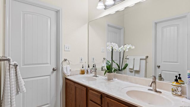 9914 Meadow Lark, Converse, TX 78109