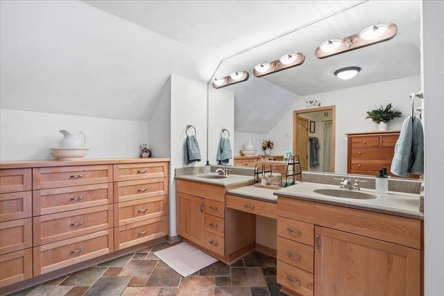 N6802 Shorewood Hills Road, Lake Mills, WI 53551