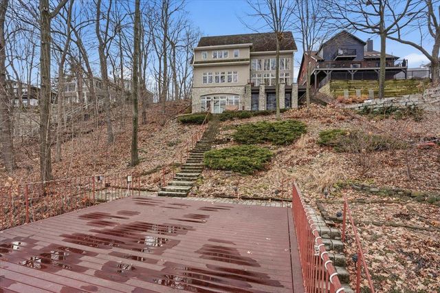 N6802 Shorewood Hills Road, Lake Mills, WI 53551