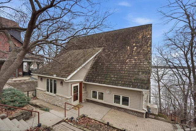 N6802 Shorewood Hills Road, Lake Mills, WI 53551