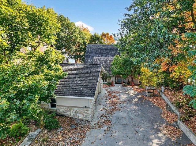 N6802 Shorewood Hills Road, Lake Mills, WI 53551