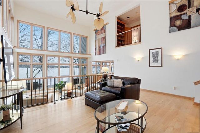 N6802 Shorewood Hills Road, Lake Mills, WI 53551