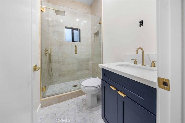 1324 Winchester Avenue A, Glendale, CA 91201