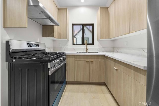 1324 Winchester Avenue A, Glendale, CA 91201