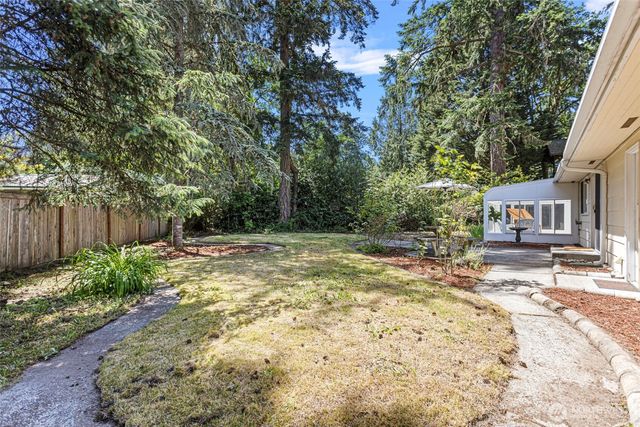 8308 99th Street Ct SW, Lakewood, WA 98498