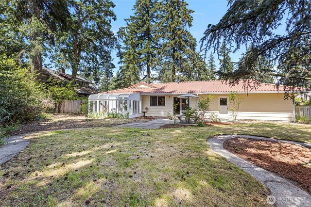8308 99th Street Ct SW, Lakewood, WA 98498