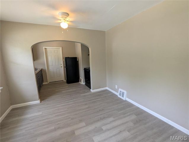 10174 Green Valley Drive, Saint Louis, MO 63136