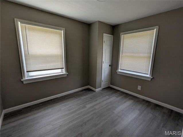 10174 Green Valley Drive, Saint Louis, MO 63136