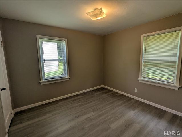 10174 Green Valley Drive, Saint Louis, MO 63136