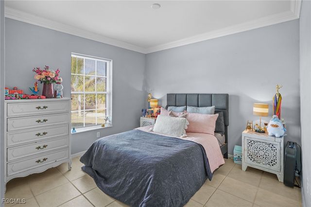 2748 45th AVE NE, Naples, FL 34120