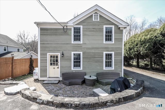 6 Weekeepeemee Road, Woodbury, CT 06798