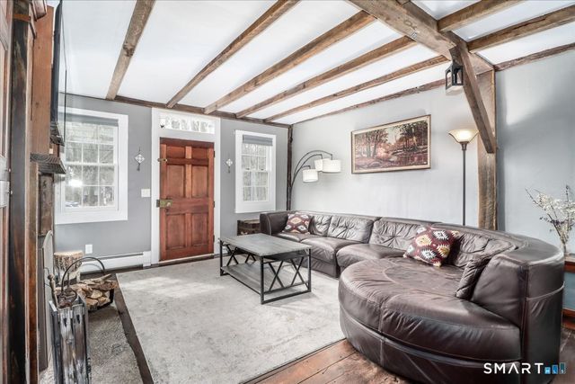 6 Weekeepeemee Road, Woodbury, CT 06798