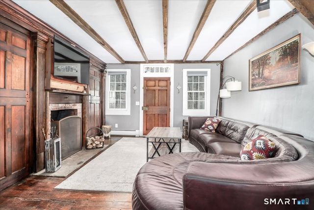 6 Weekeepeemee Road, Woodbury, CT 06798