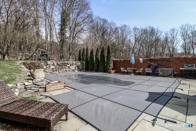 6 Weekeepeemee Road, Woodbury, CT 06798