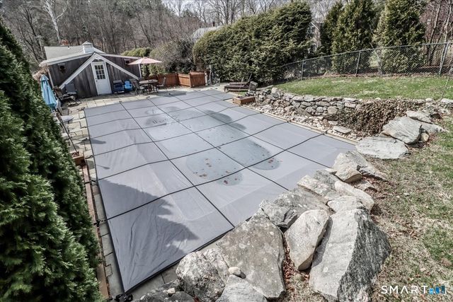 6 Weekeepeemee Road, Woodbury, CT 06798