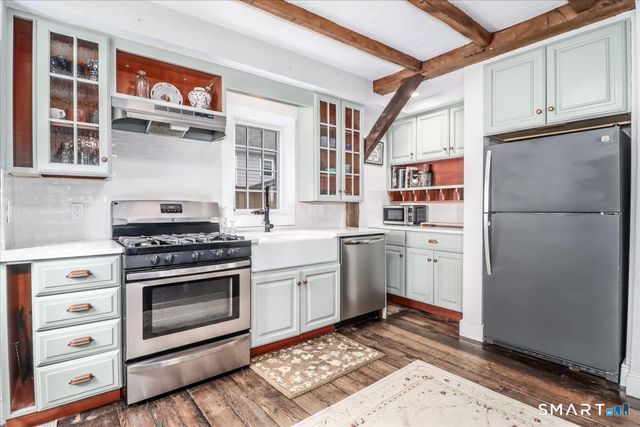 6 Weekeepeemee Road, Woodbury, CT 06798