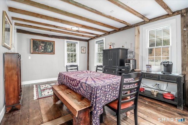 6 Weekeepeemee Road, Woodbury, CT 06798