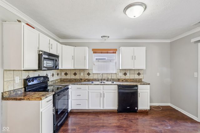 5729 Decatur Ridge Drive, Indianapolis, IN 46221