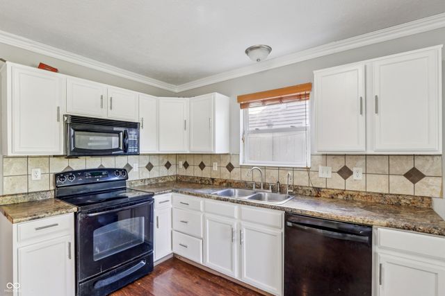 5729 Decatur Ridge Drive, Indianapolis, IN 46221