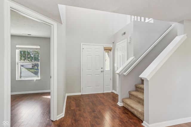 5729 Decatur Ridge Drive, Indianapolis, IN 46221