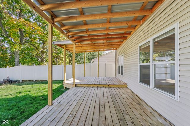 5729 Decatur Ridge Drive, Indianapolis, IN 46221