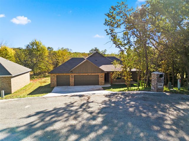 12444 Oak Alley, Guthrie, OK 73044