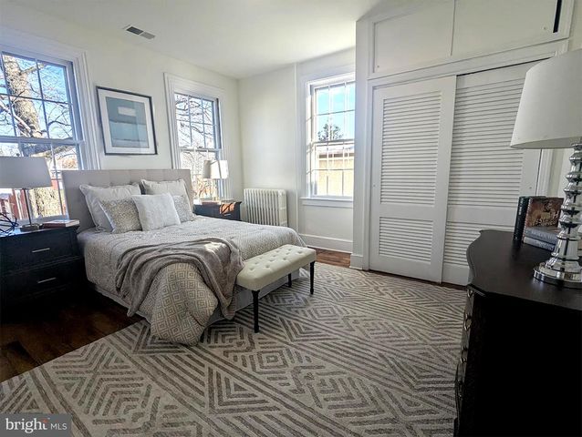 115 6TH ST SE, Washington, DC 20003