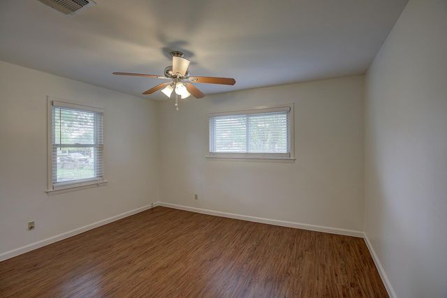 1307 Vine ST, Georgetown, TX 78626