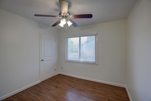 1307 Vine ST, Georgetown, TX 78626