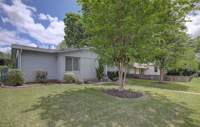 1307 Vine ST, Georgetown, TX 78626