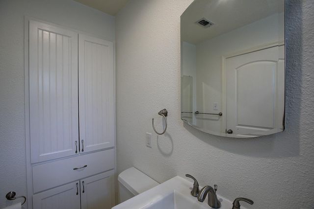 1307 Vine ST, Georgetown, TX 78626